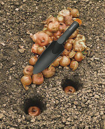 Lopataica 56 mm -  Fiskars Solid 