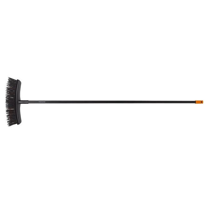 Vrtna metla 38x162 -  Fiskars Solid