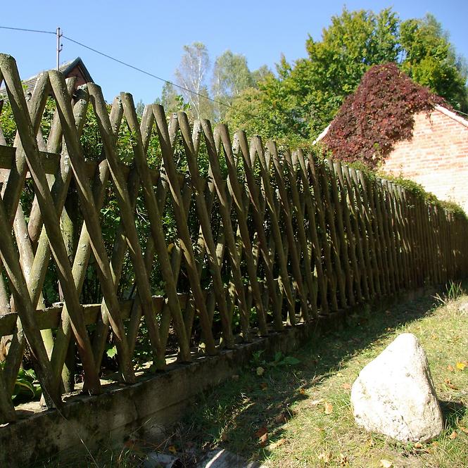 Rešetkasta ograda 250x60 cm