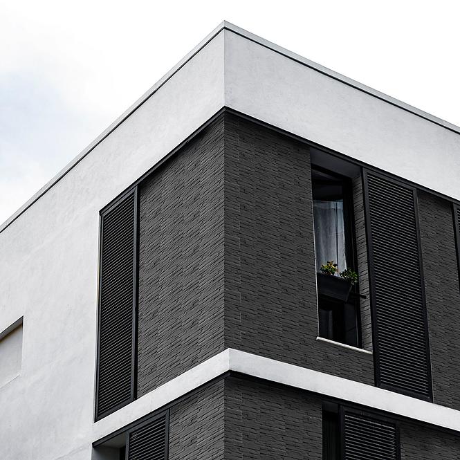 Betonski kamen Pico Nero pak=0,44 m2