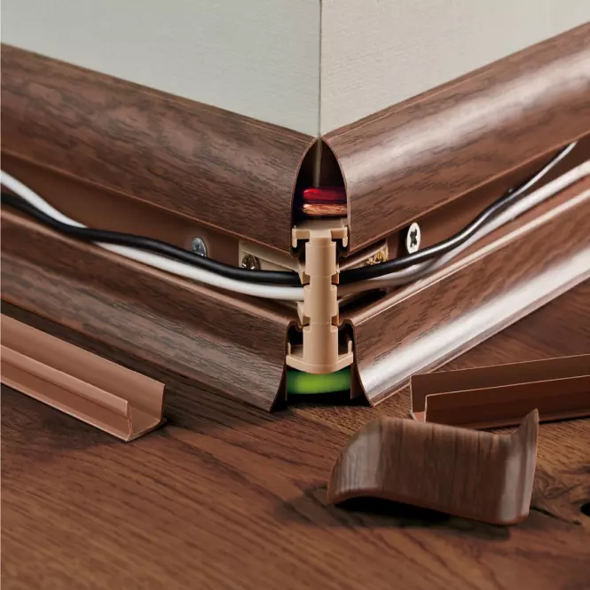 Podna lajsna PCV Premium Classic 9005 crna mat,6