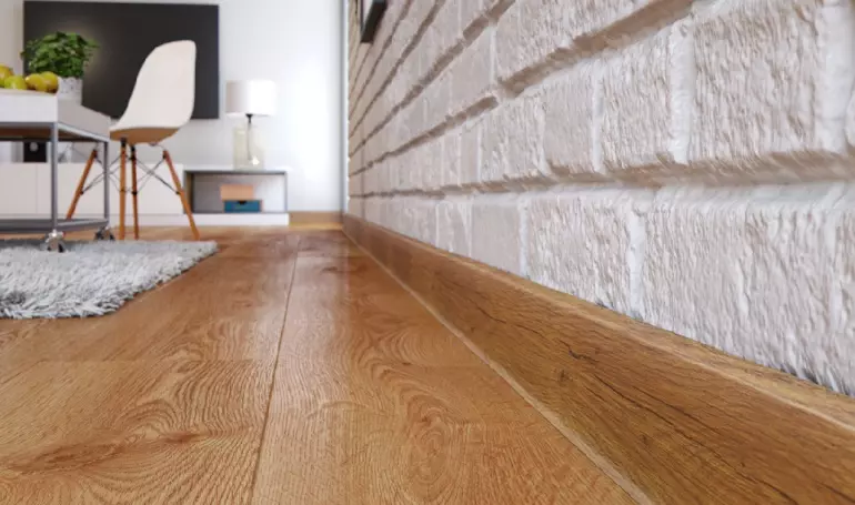 Podna lajsna Esquero 608 crveni hrast,2