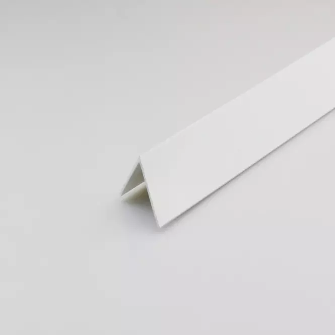 Kutnik PVC bijeli saten 40X40X1000